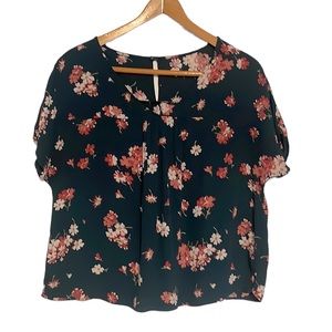J. Crew Green Floral Flowy V-Neck Short Sleeve Blouse